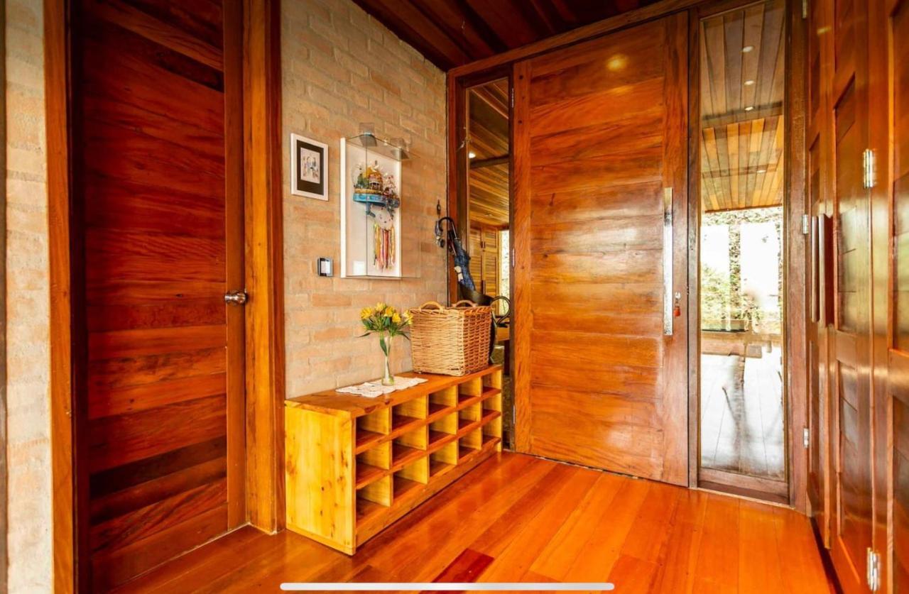 Вилла Casa De Vidro Com Vista Mantiqueira - Com Cafe E Staff Кампус-ду-Жордау Экстерьер фото