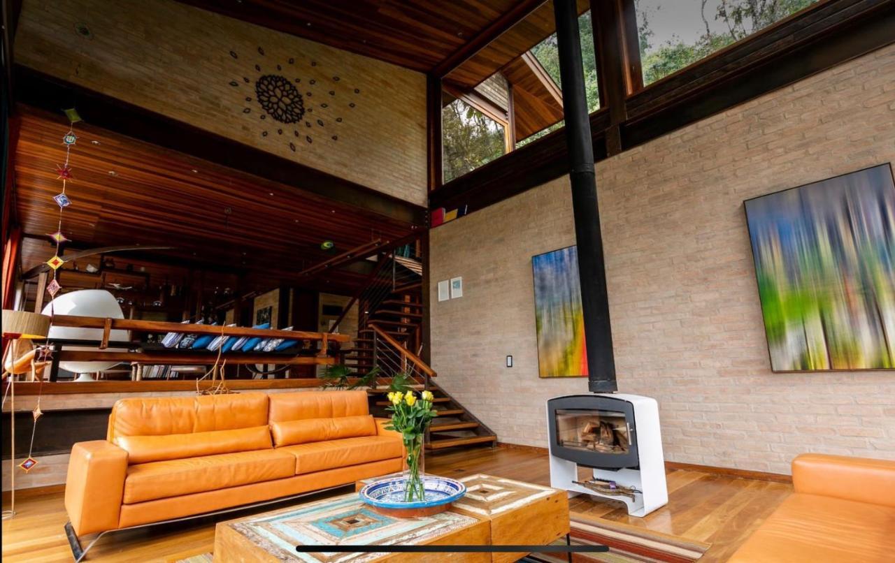 Вилла Casa De Vidro Com Vista Mantiqueira - Com Cafe E Staff Кампус-ду-Жордау Экстерьер фото