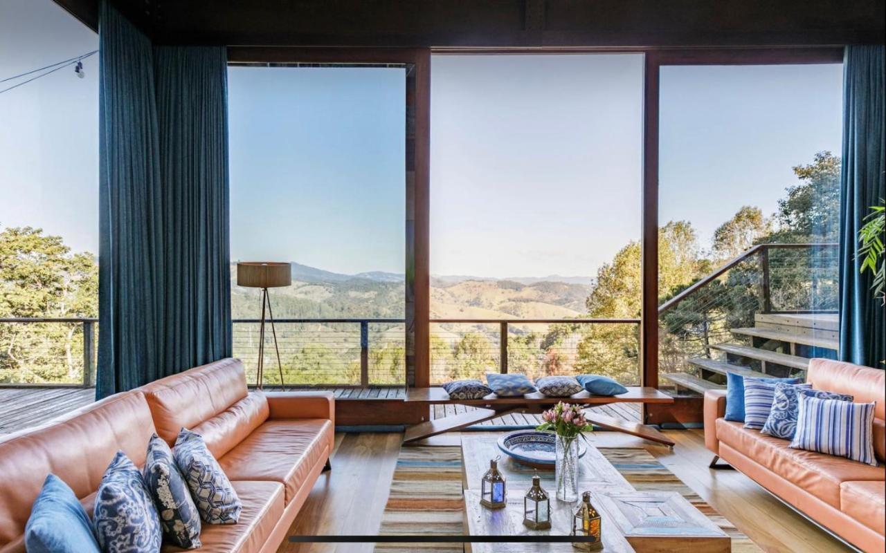 Вилла Casa De Vidro Com Vista Mantiqueira - Com Cafe E Staff Кампус-ду-Жордау Экстерьер фото